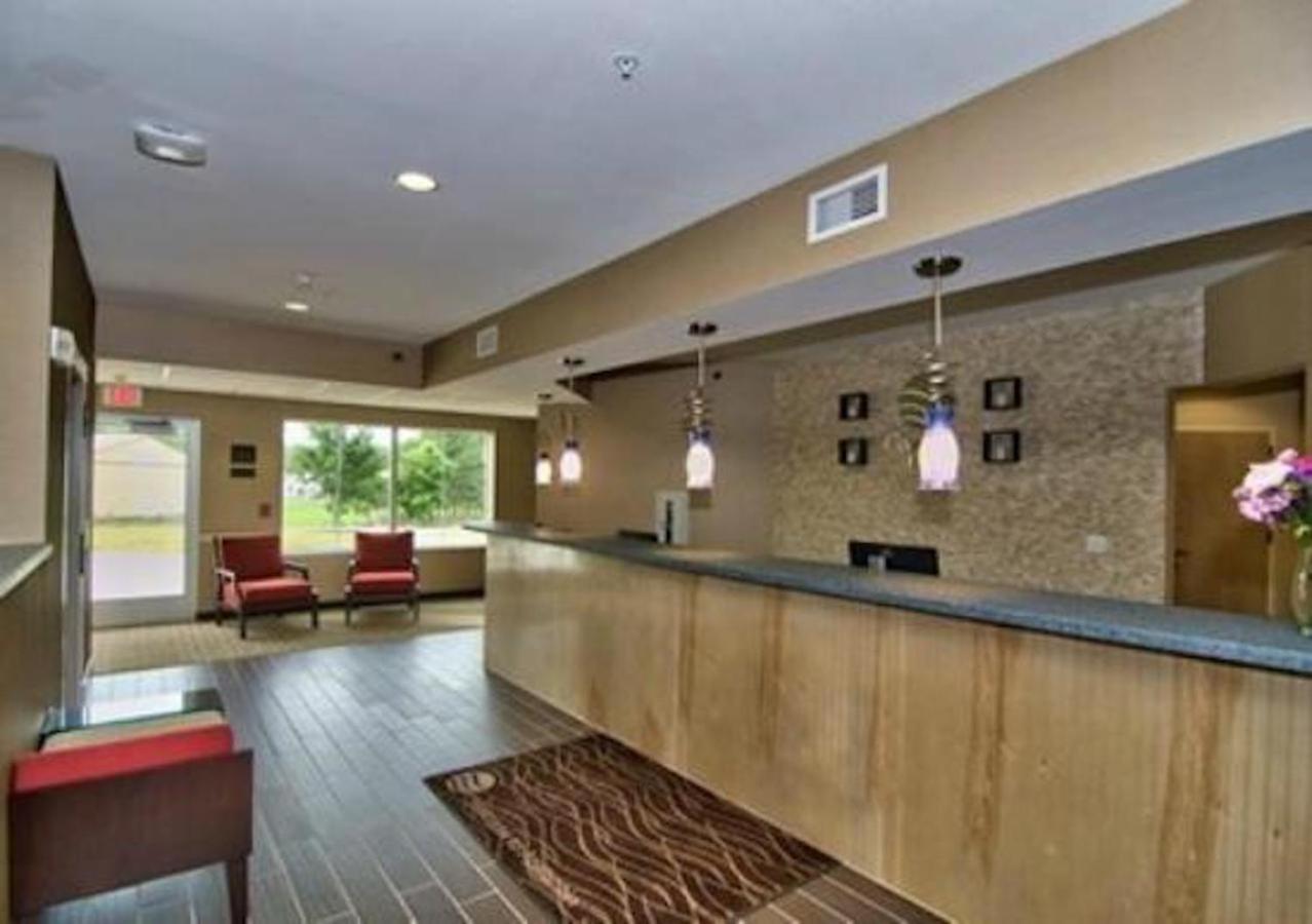 Comfort Inn Apalachin - Binghamton W Route 17 Экстерьер фото