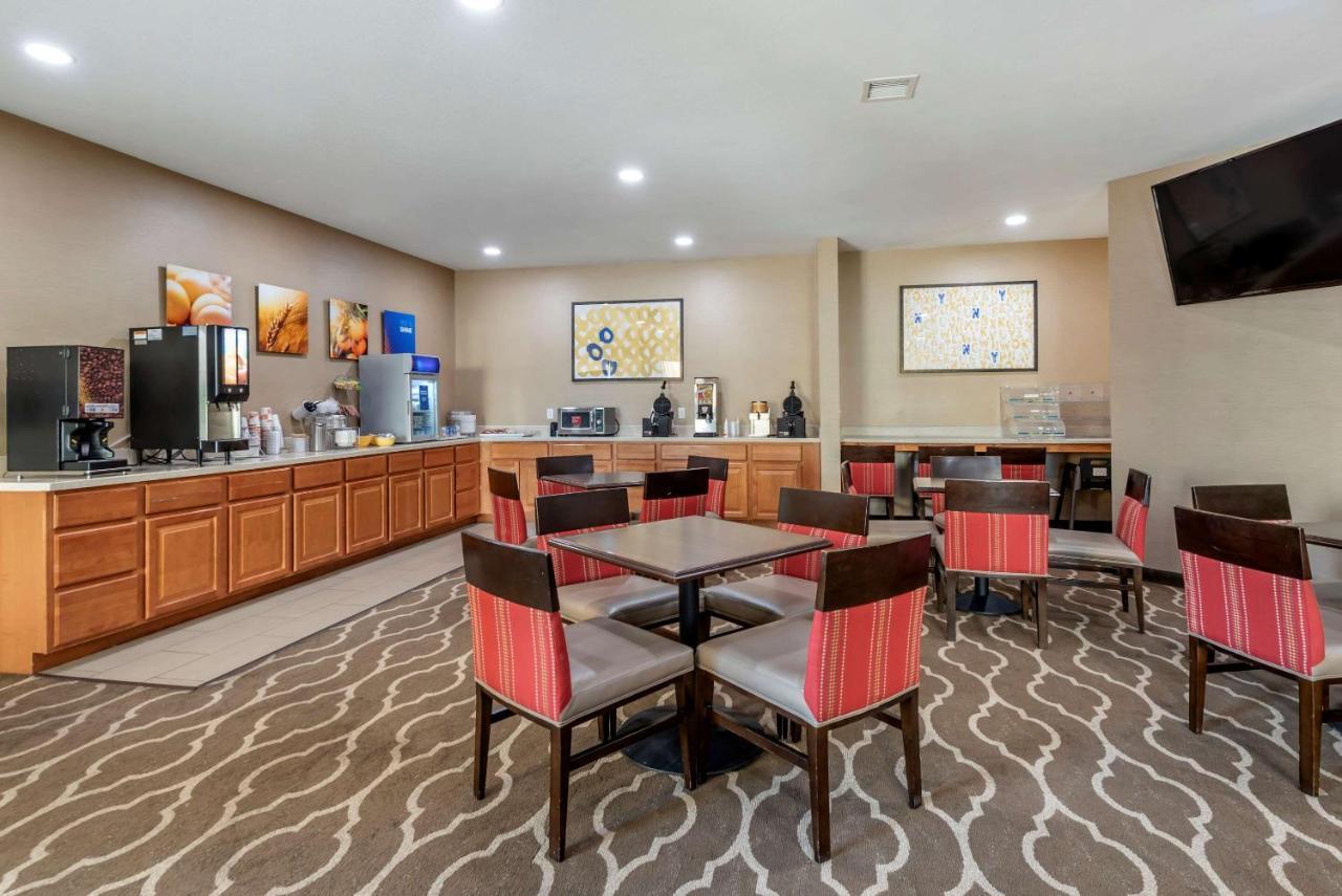 Comfort Inn Apalachin - Binghamton W Route 17 Экстерьер фото
